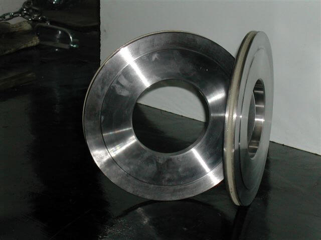 Glass cutting wheels